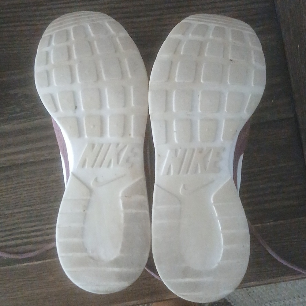 Nike Women's NIKE Tanjun Shoes Sneakers Sz 11 - Picture 5 of 7
